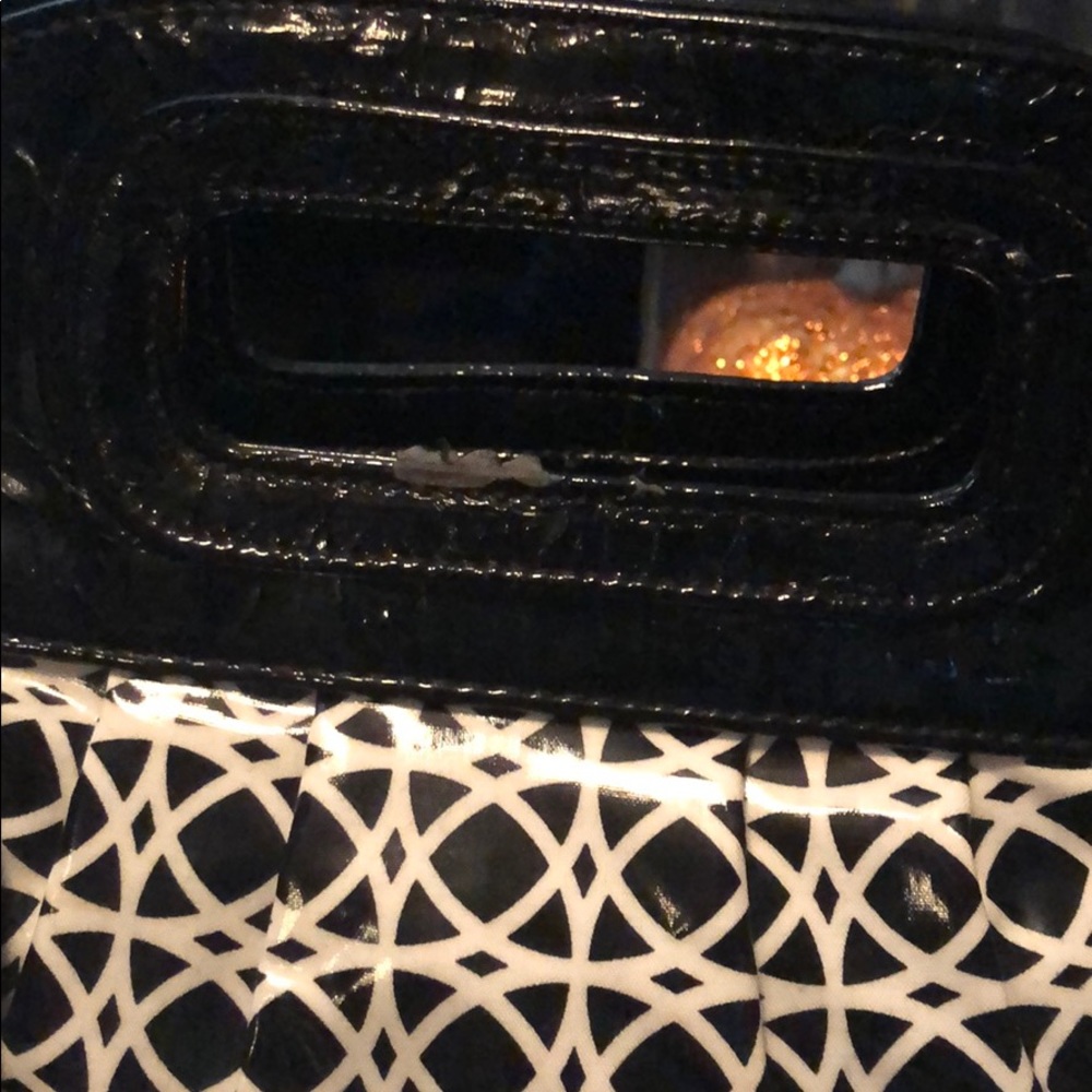 Vera Bradley Handbag Good Condition - Picture 4 of 7